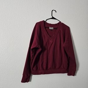 V-Neck Maroon Sweatshirt Sz L
